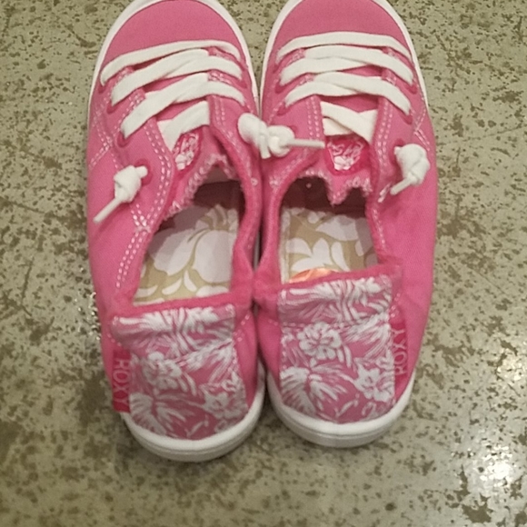 Roxy Slip on Sneakers - Picture 3 of 9